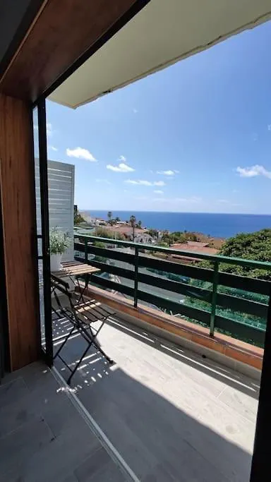 El Balcon De Bajamar 아파트
